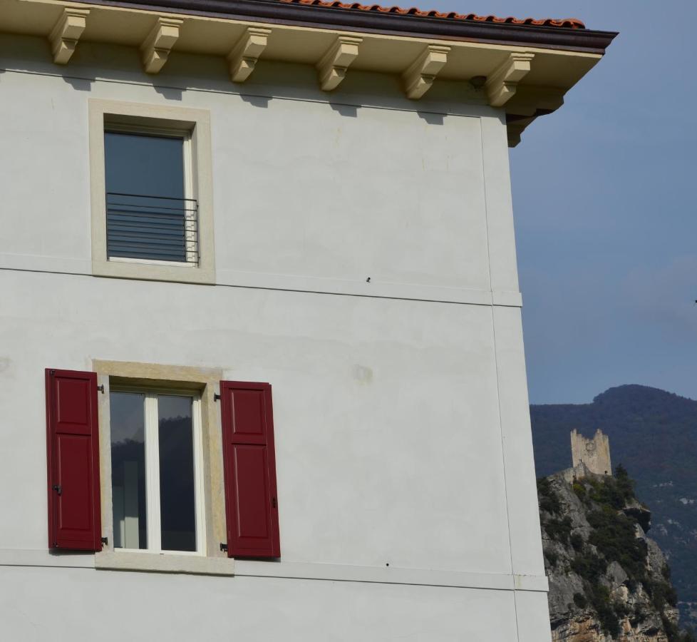 Palazzo Oltre Daire Arco Dış mekan fotoğraf